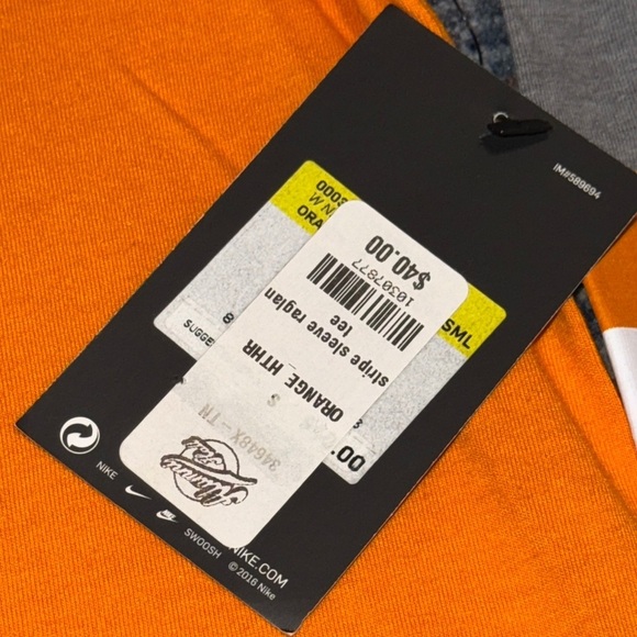 NWT Nike Tennessee Orange and Gray 3/4 Length Raglan Shirt Women’s Small - Picture 6 of 12